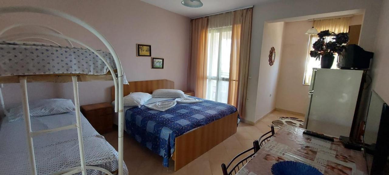 Villa Madani Durrës Exteriér fotografie