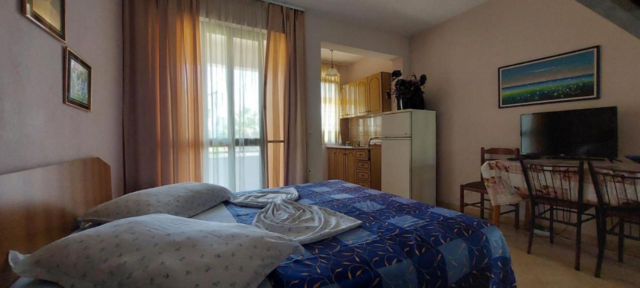 Villa Madani Durrës Exteriér fotografie